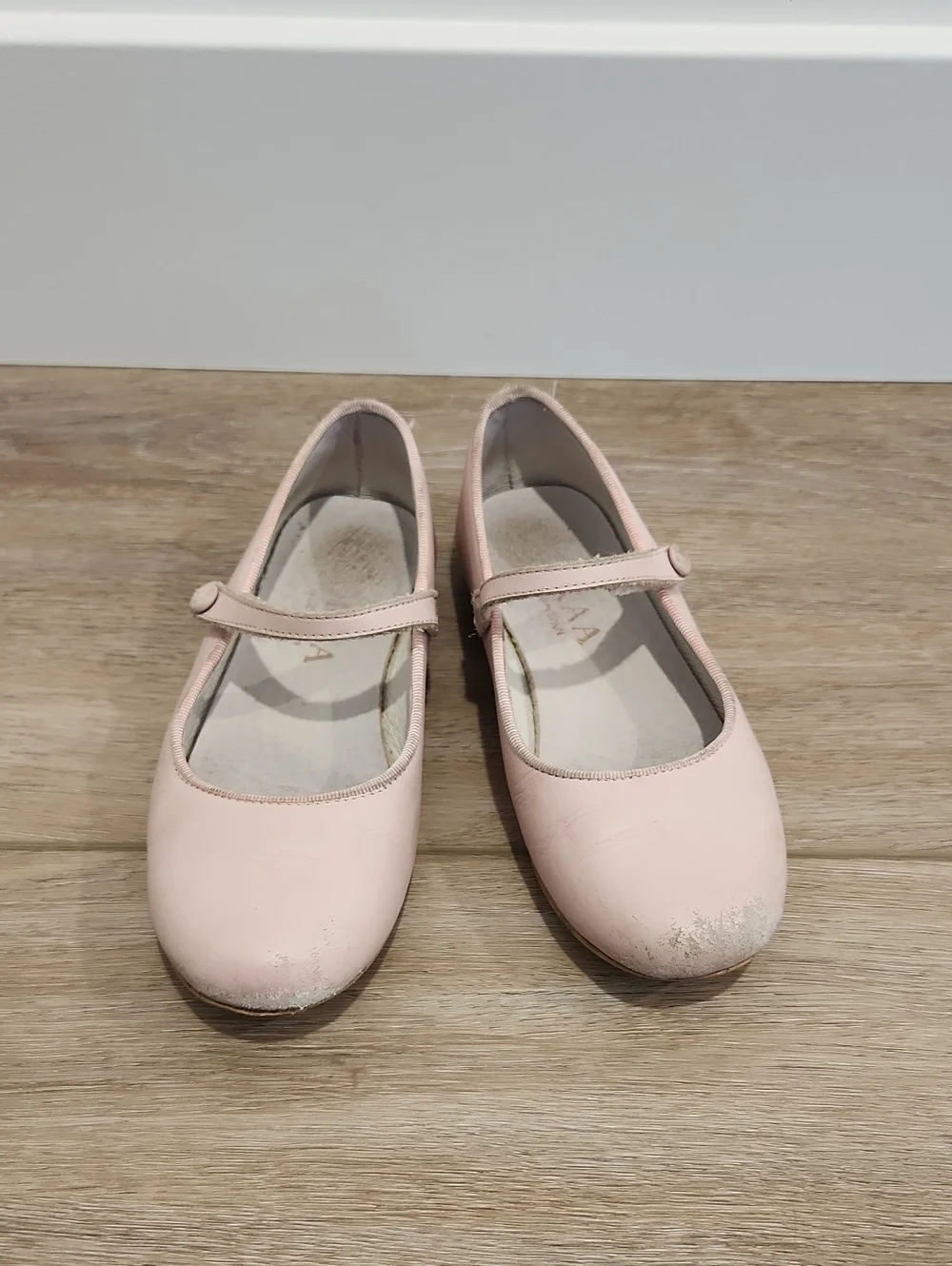 OKAA Girls Leather Mary Jane Shoes Pink Made In Spain Size EU 29/ US 11.5/ 12